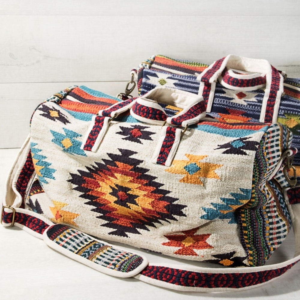 Ruggine Weekender Duffle Bag in Ivory Aztec Pattern